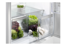 Carica l&#39;immagine nel visualizzatore di Gallery, ELECTROLUX FRIGO COMBINATO NO FROST KNT1LF18S
