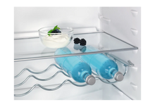 Carica l&#39;immagine nel visualizzatore di Gallery, ELECTROLUX FRIGO COMBINATO NO FROST KNT1LF18S
